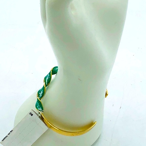NEW Gold & GREEN ENAMEL GORGEOUS PIECE ENAMEL BANGLE - Picture 11 of 14